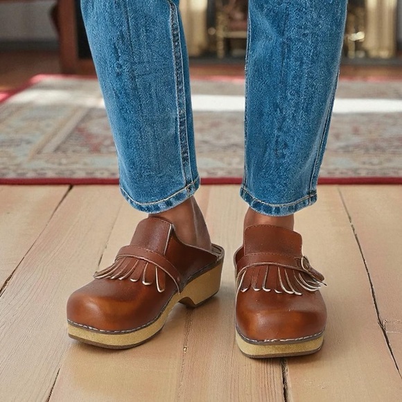 MIA Shoes - MIA Kiltie Leather Wooden Swedish Clogs in Brown EU 40